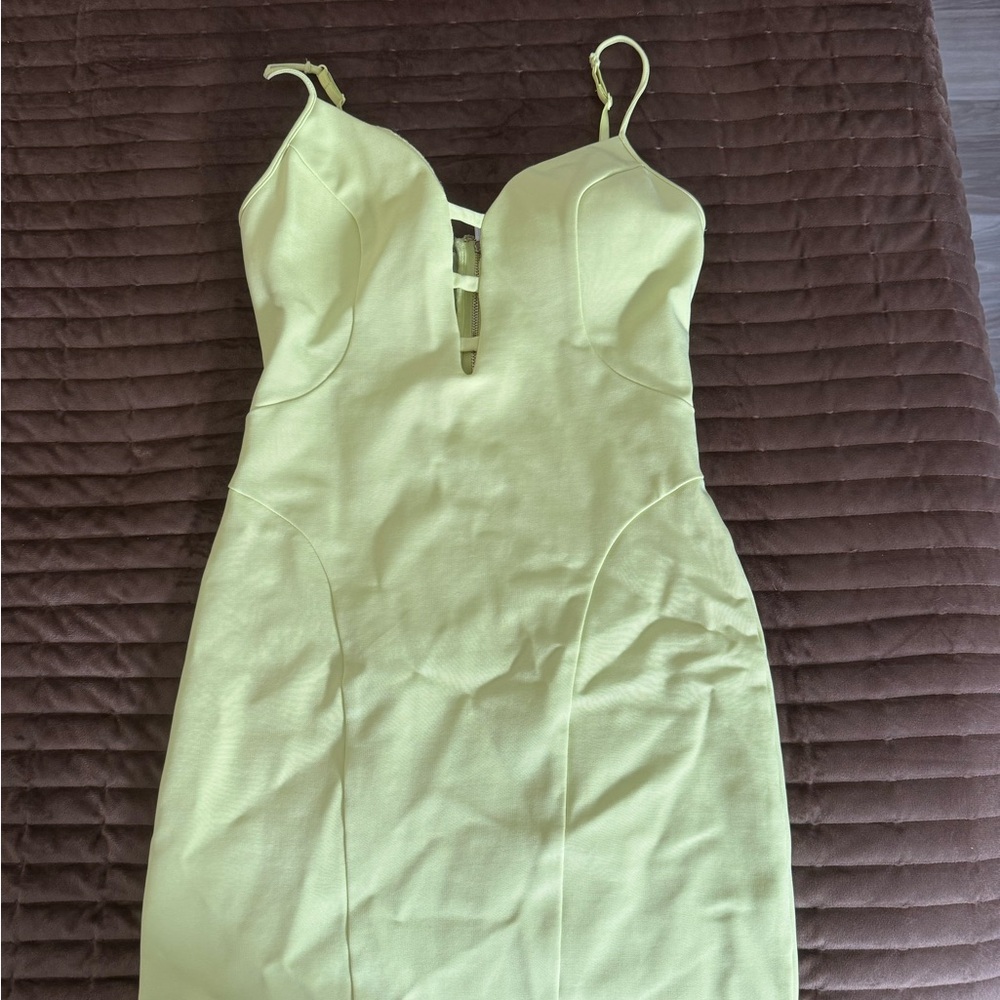 Elegant Yellow Dress